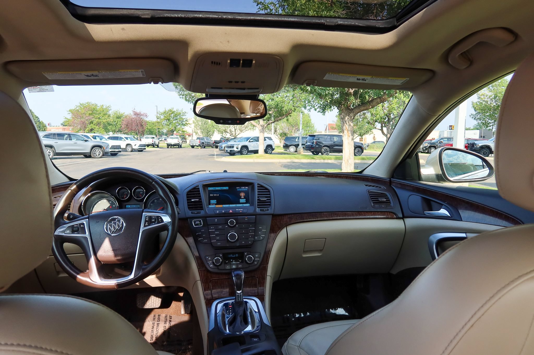 Used 2013 Buick Regal Premium FWD image 13