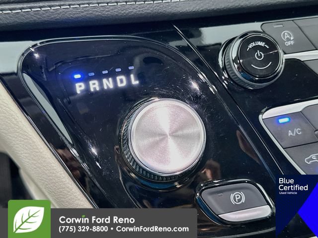 Used 2023 Chrysler Pacifica Limited FWD image 20