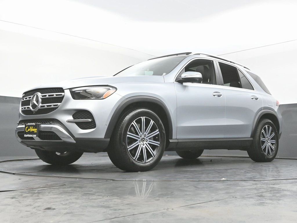 Used 2025 Mercedes-Benz GLE 450e GLE 450e w/ Winter Package image 57