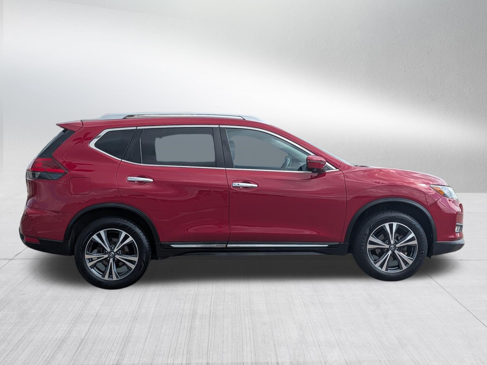 Used 2017 Nissan Rogue SL AWD/4WD image 8