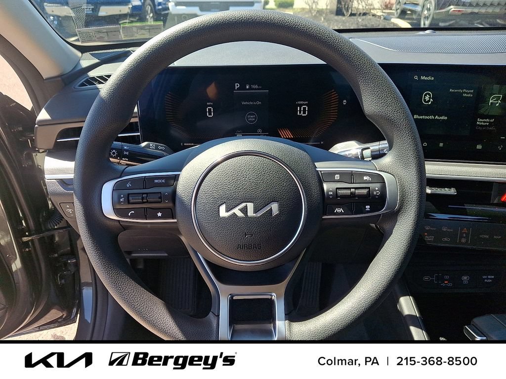 New 2026 Kia K5 LXS FWD image 15