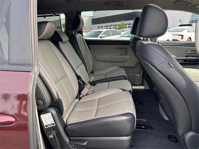 Used 2020 Kia Sedona EX image 17