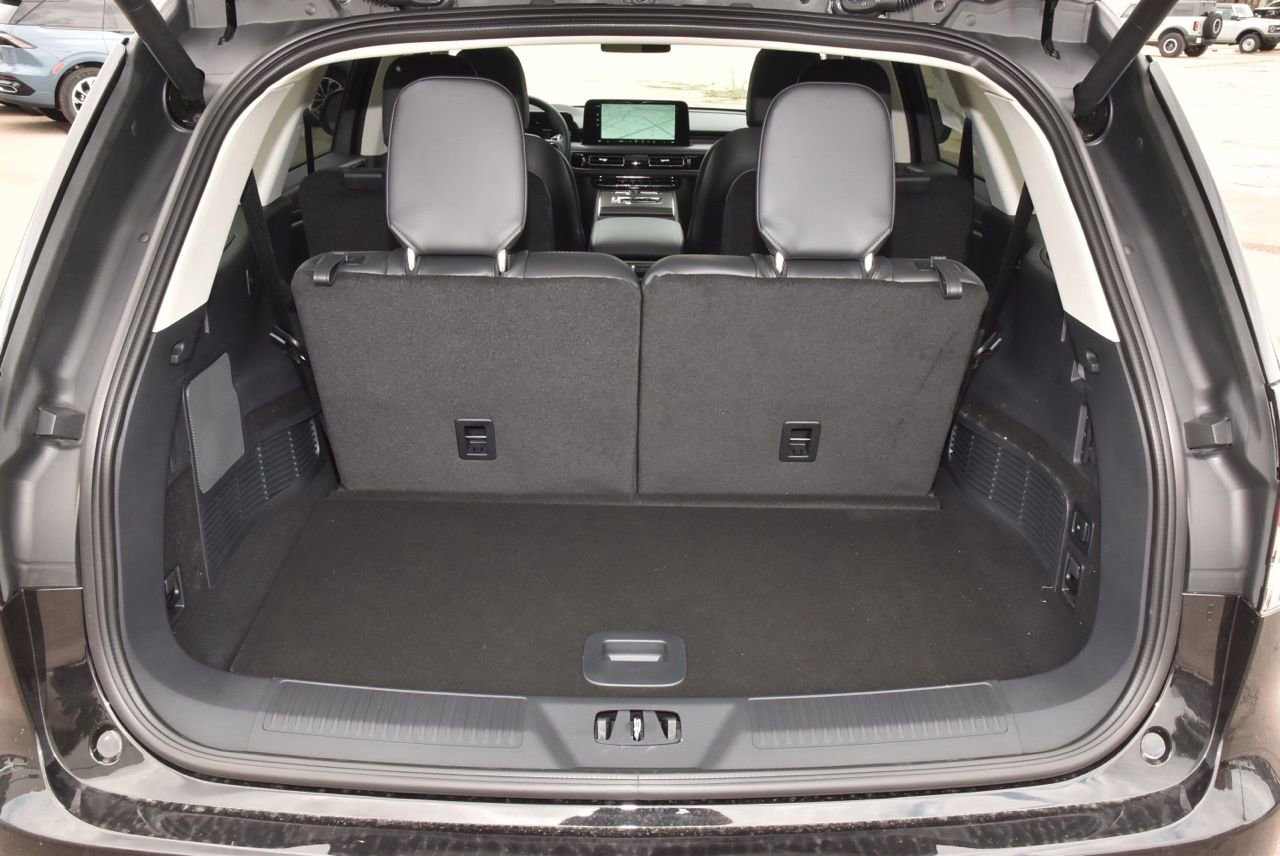 New 2026 Lincoln Aviator Reserve RWD image 36