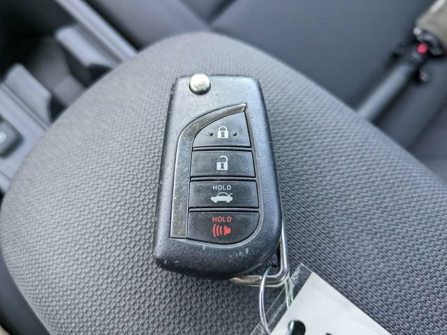 Used 2025 Toyota Corolla LE FWD image 27