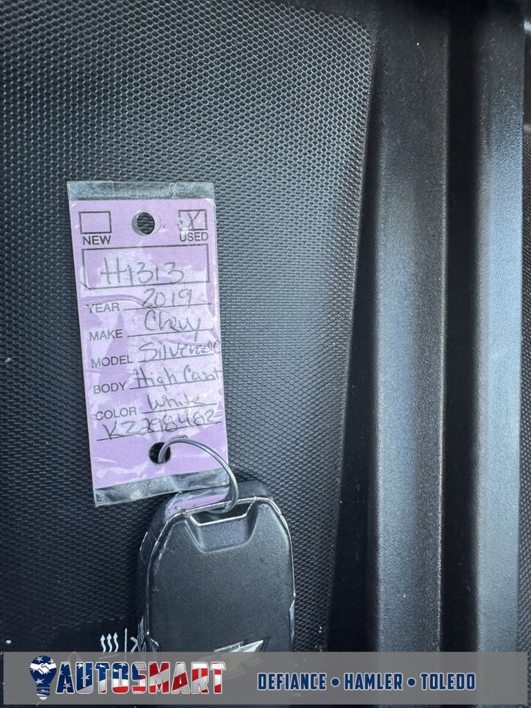 Used 2019 Chevrolet Silverado 1500 High Country w/ Technology Package image 39