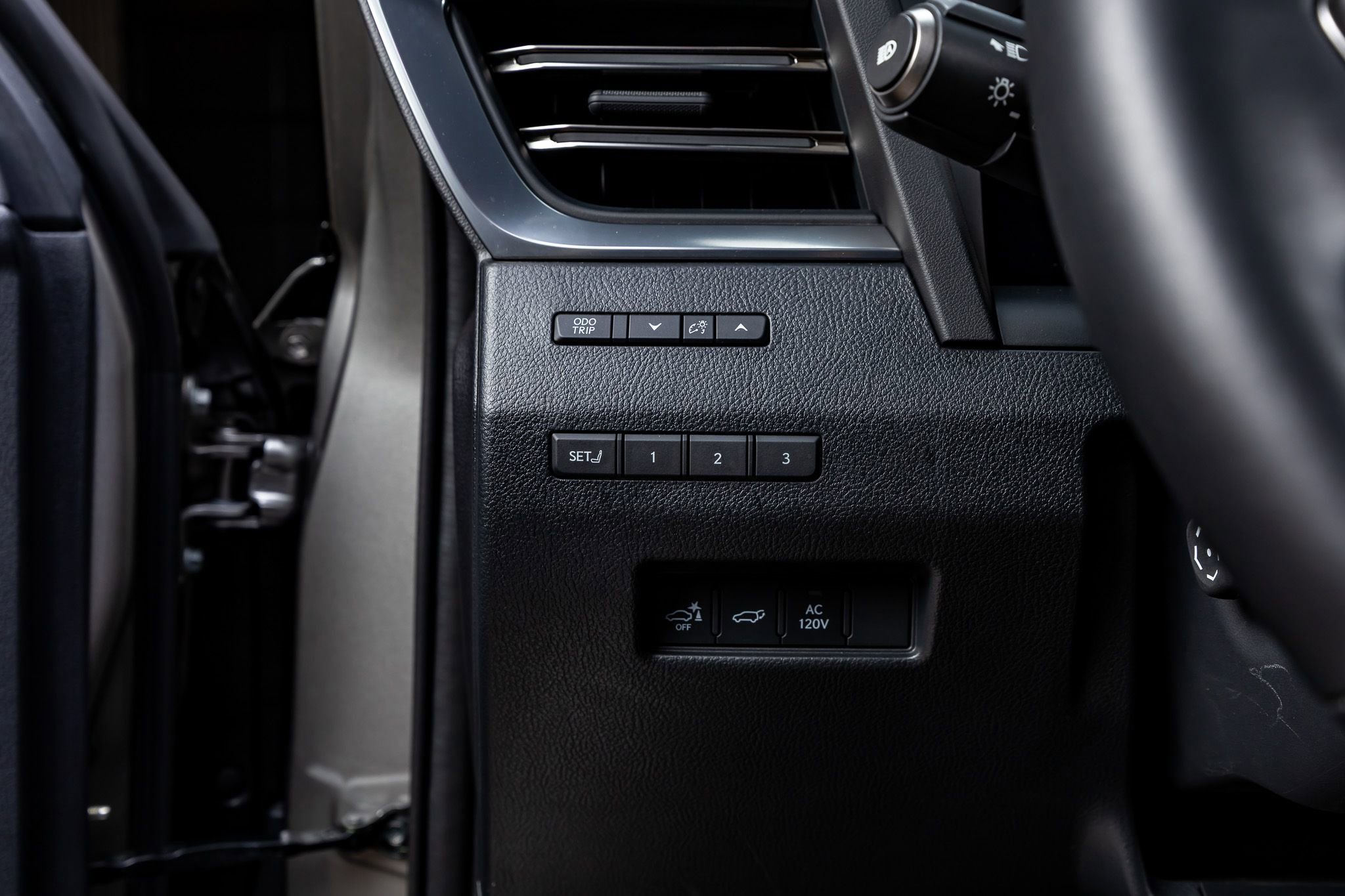 Used 2025 Lexus GX 550 image 22