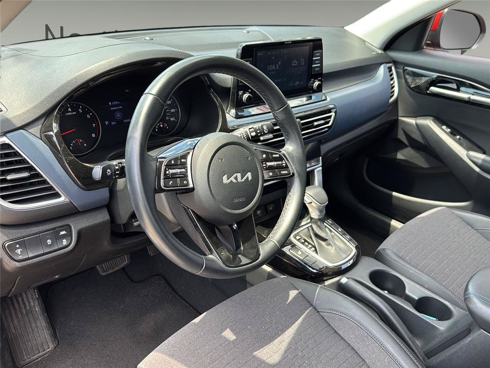 Used 2023 Kia Seltos S AWD/4WD image 11