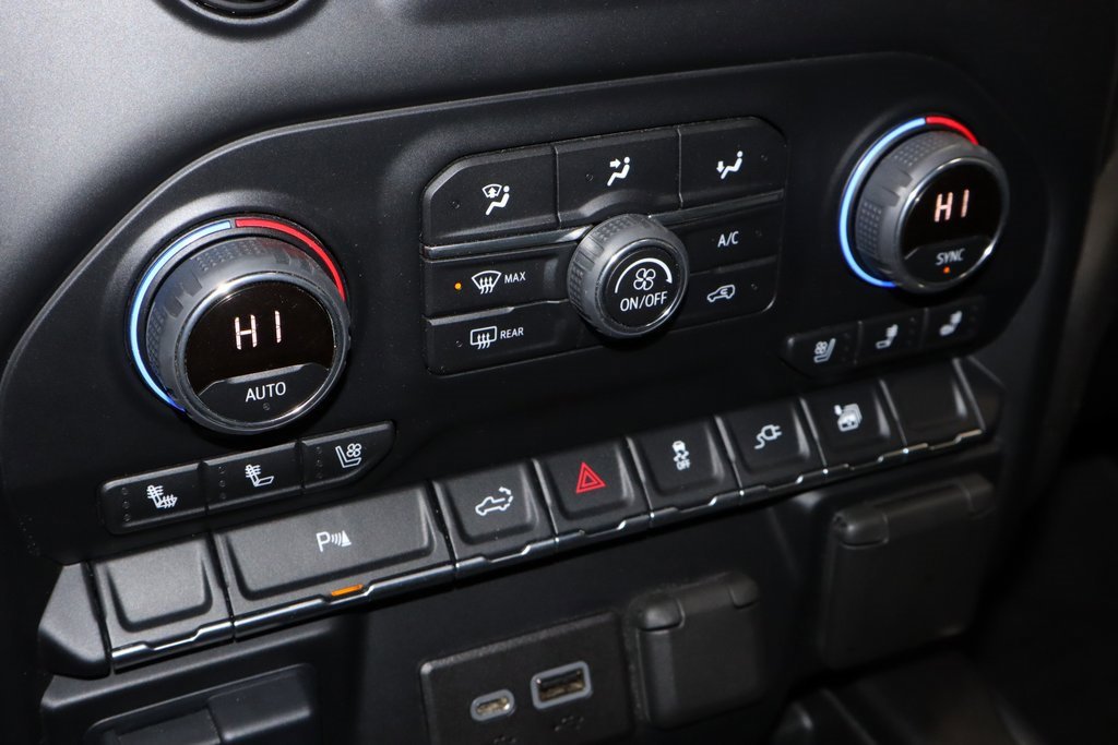 Used 2022 Chevrolet Silverado 1500 High Country image 31