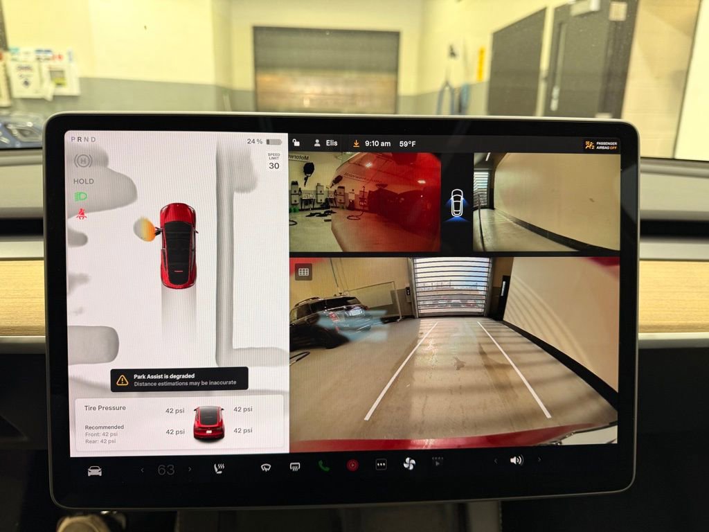 Used 2024 Tesla Model Y Long Range image 16