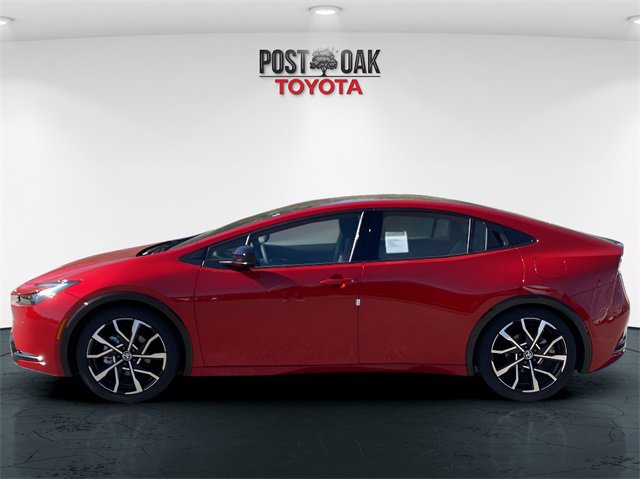 New 2026 Toyota Prius Plug-In Hybrid image 4