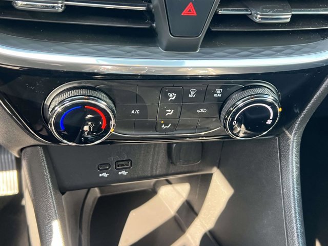 Used 2024 Buick Encore GX Sport Touring image 26