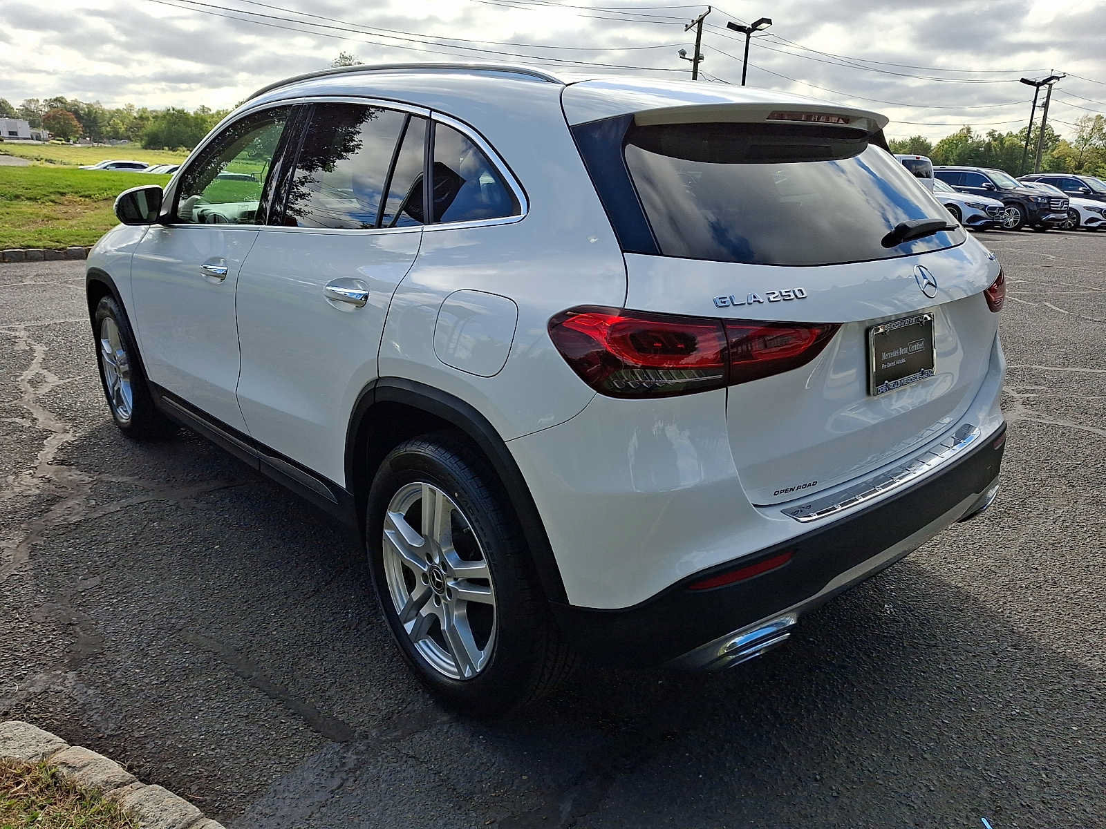 Certified 2023 Mercedes-Benz GLA 250 4MATIC image 4