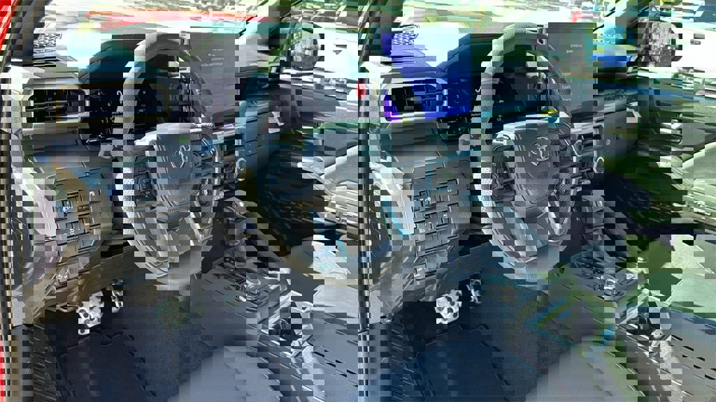 New 2025 Toyota Tacoma TRD Sport image 16