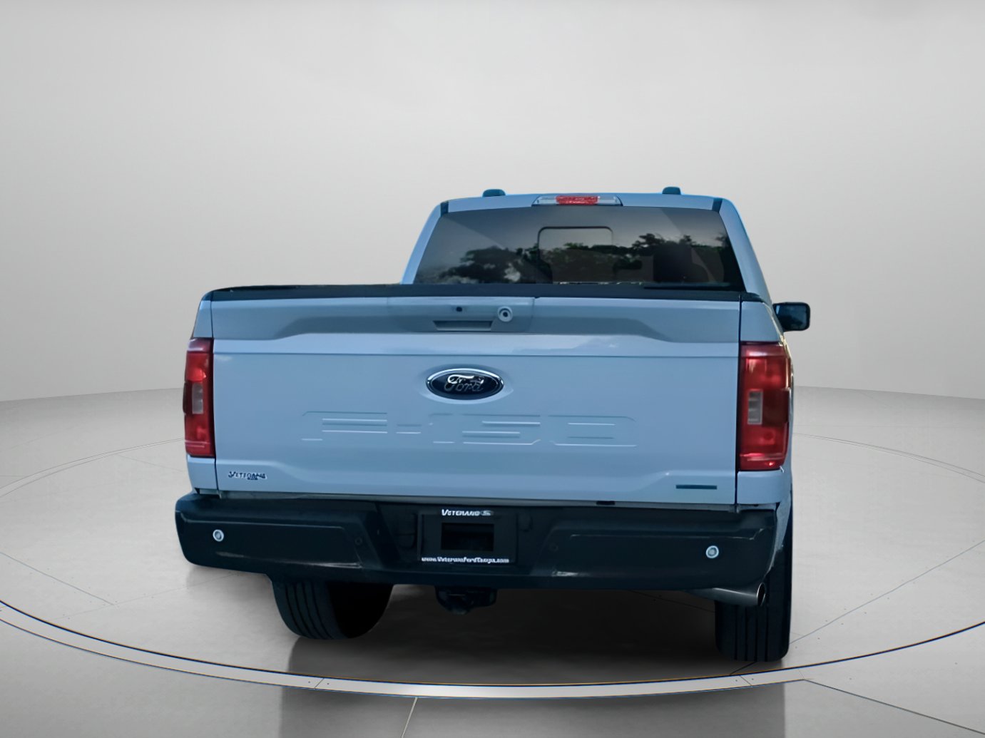 Certified 2022 Ford F150 XLT w/ Equipment Group 302A High image 25