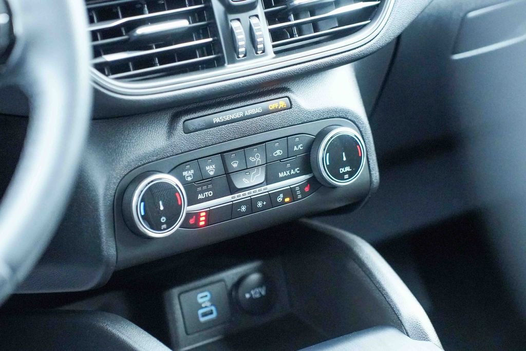 Used 2023 Ford Escape Active image 25