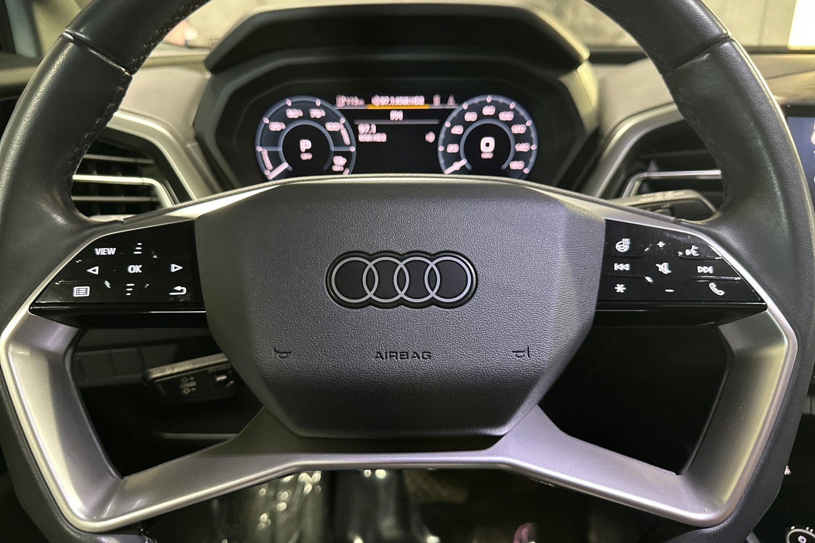 Used 2023 Audi Q4 e-tron Premium Plus AWD/4WD image 22