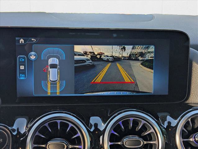 New 2025 Mercedes-Benz GLA 250 image 12