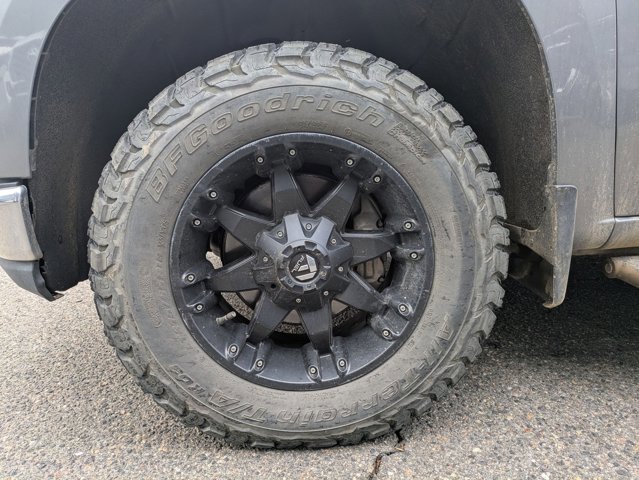 Used 2020 Chevrolet Silverado 1500 LT AWD/4WD image 18