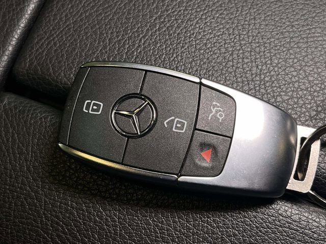 Used 2025 Mercedes-Benz GLS 450 4MATIC image 48