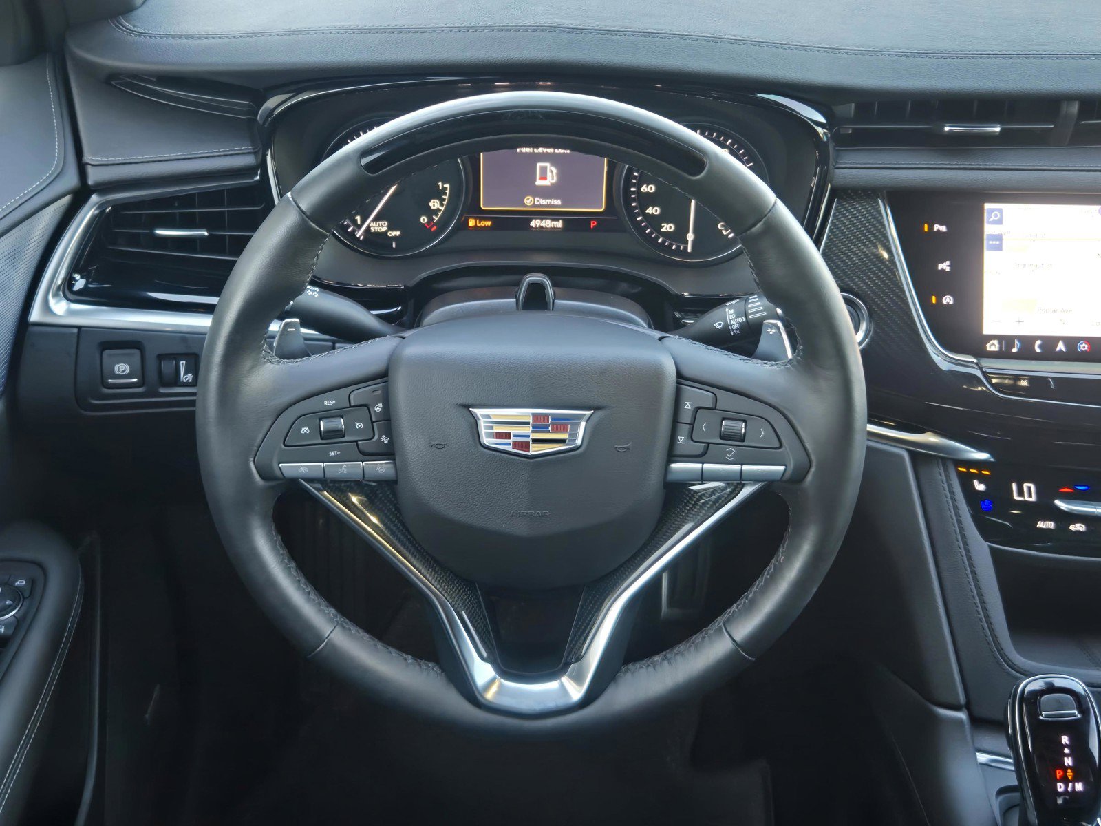 Used 2025 Cadillac XT6 Sport w/ Technology Package AWD/4WD image 9
