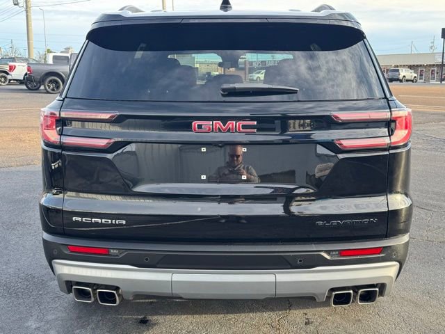 Used 2025 GMC Acadia Elevation image 4