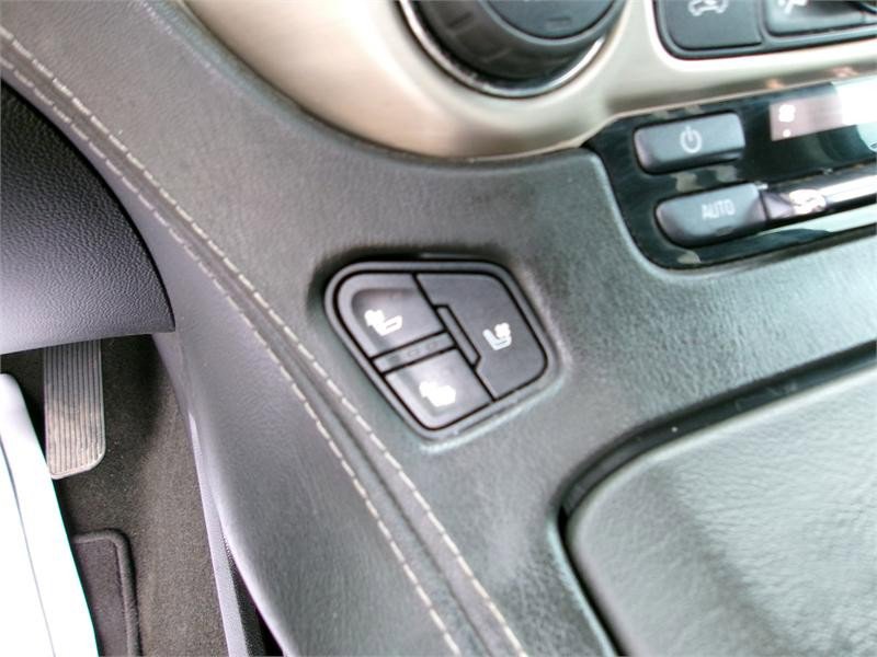 Used 2017 GMC Yukon Denali image 31