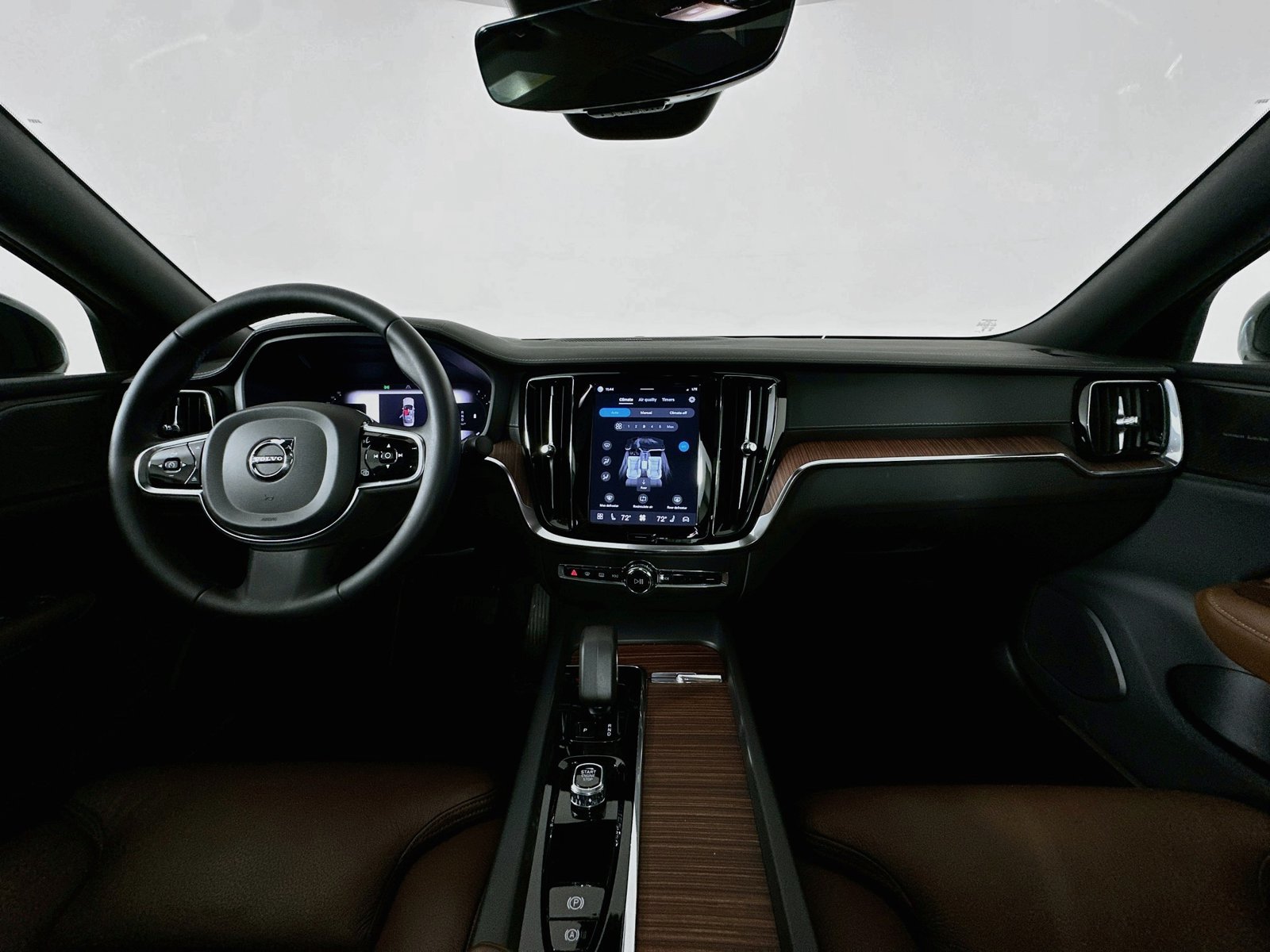 Certified 2024 Volvo S60 B5 Ultimate AWD/4WD image 14