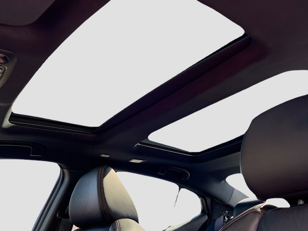 Used 2023 Nissan Maxima SR w/ Sport Mat Group image 23