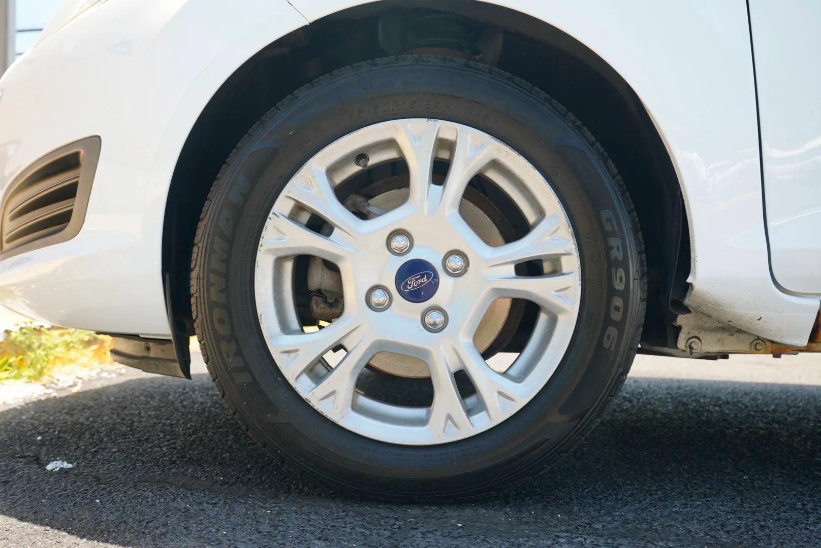 Used 2016 Ford Fiesta SE FWD image 14