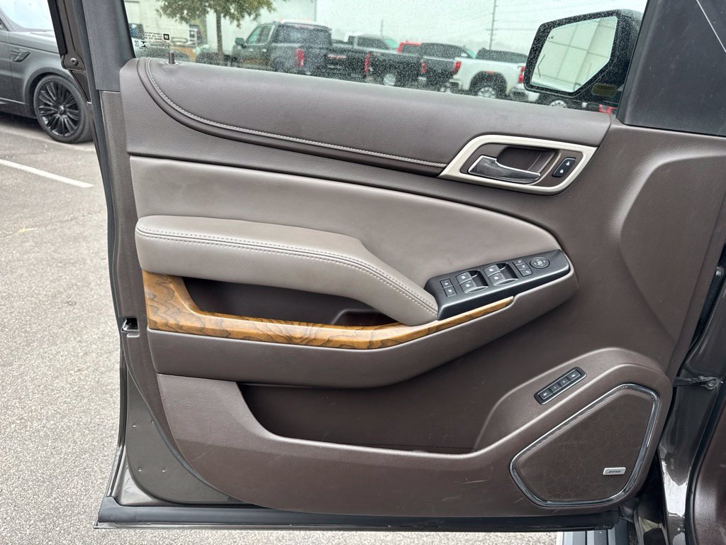 Used 2019 GMC Yukon XL Denali w/ Denali Ultimate Package RWD image 10