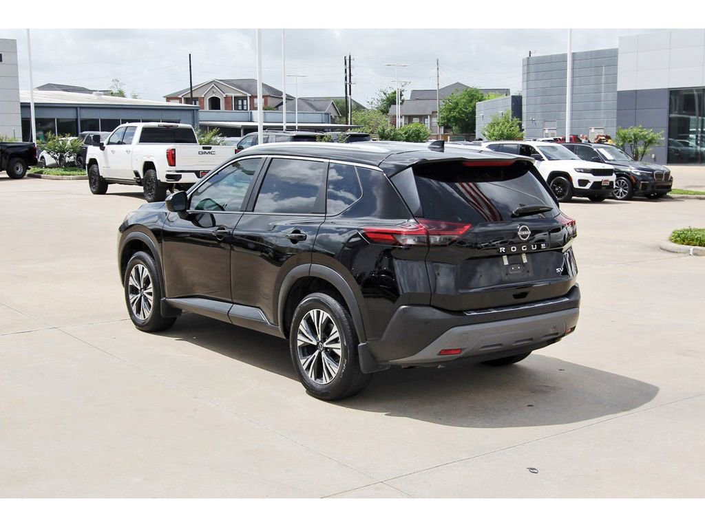Used 2023 Nissan Rogue SV w/ SV Premium B Package image 4