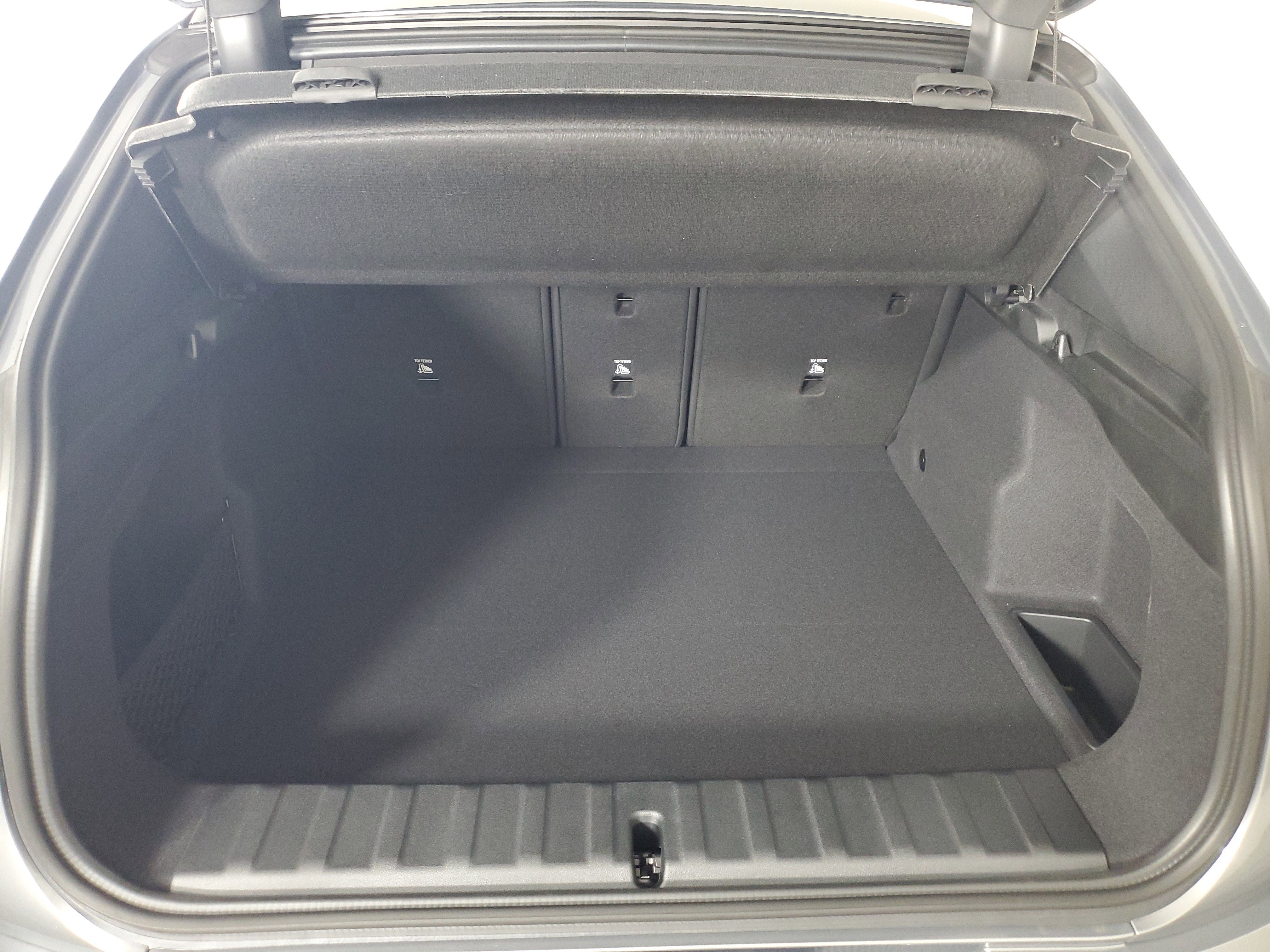 New 2025 BMW X2 xDrive28i w/ Technology Package image 23