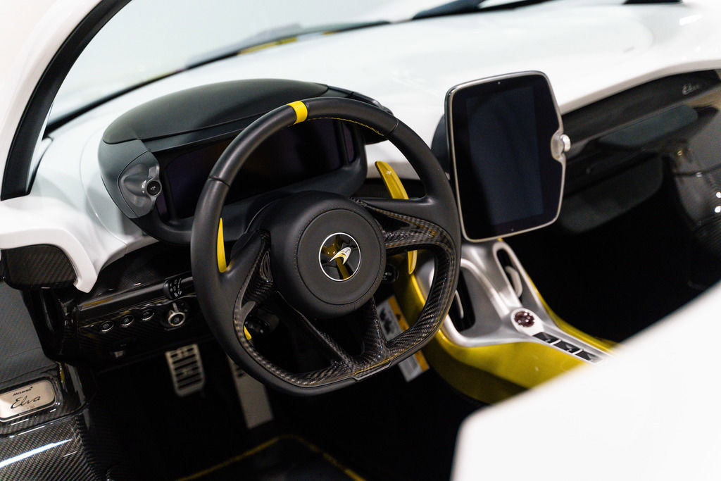 Used 2021 McLaren Elva RWD image 7