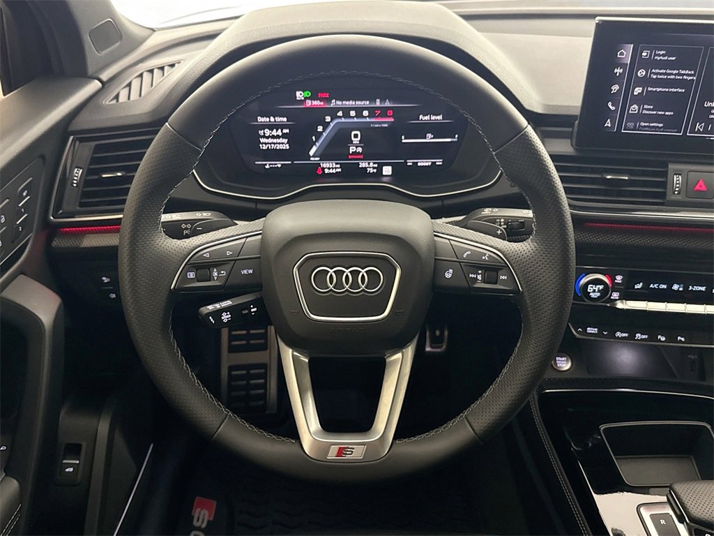 Used 2024 Audi SQ5 Prestige image 11