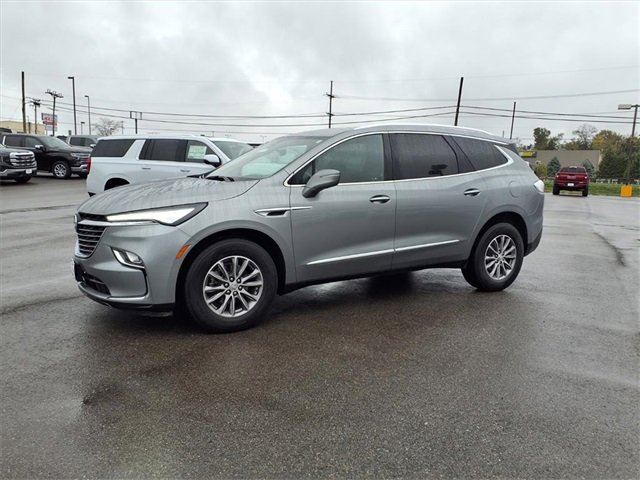 Used 2024 Buick Enclave Premium image 22