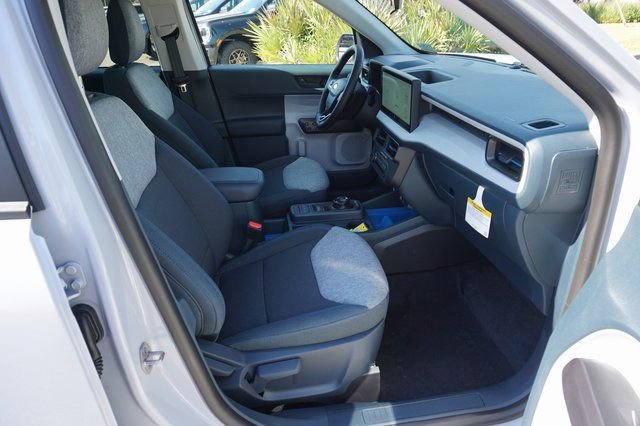 New 2025 Ford Maverick XLT w/ XLT Luxury Package AWD/4WD image 3