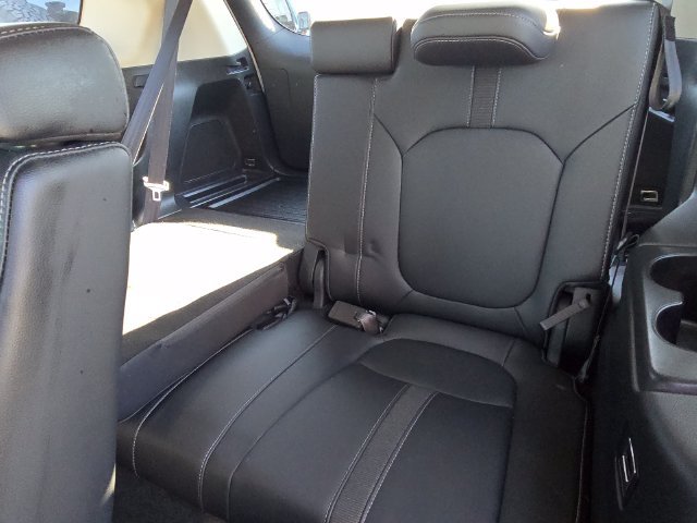 Used 2025 Honda Pilot EX-L image 10