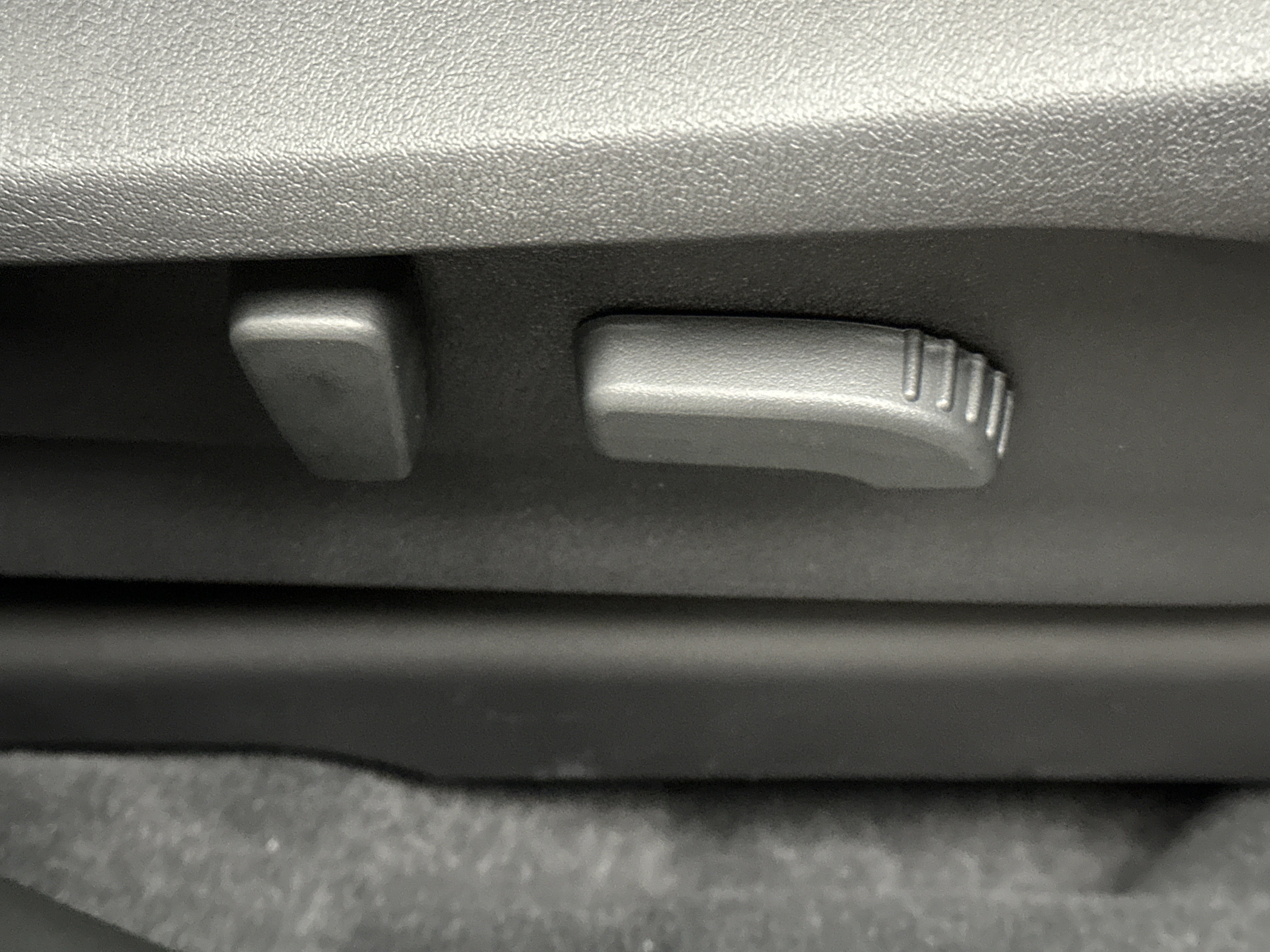 New 2025 Subaru Ascent Touring w/ Popular Package #2 image 28