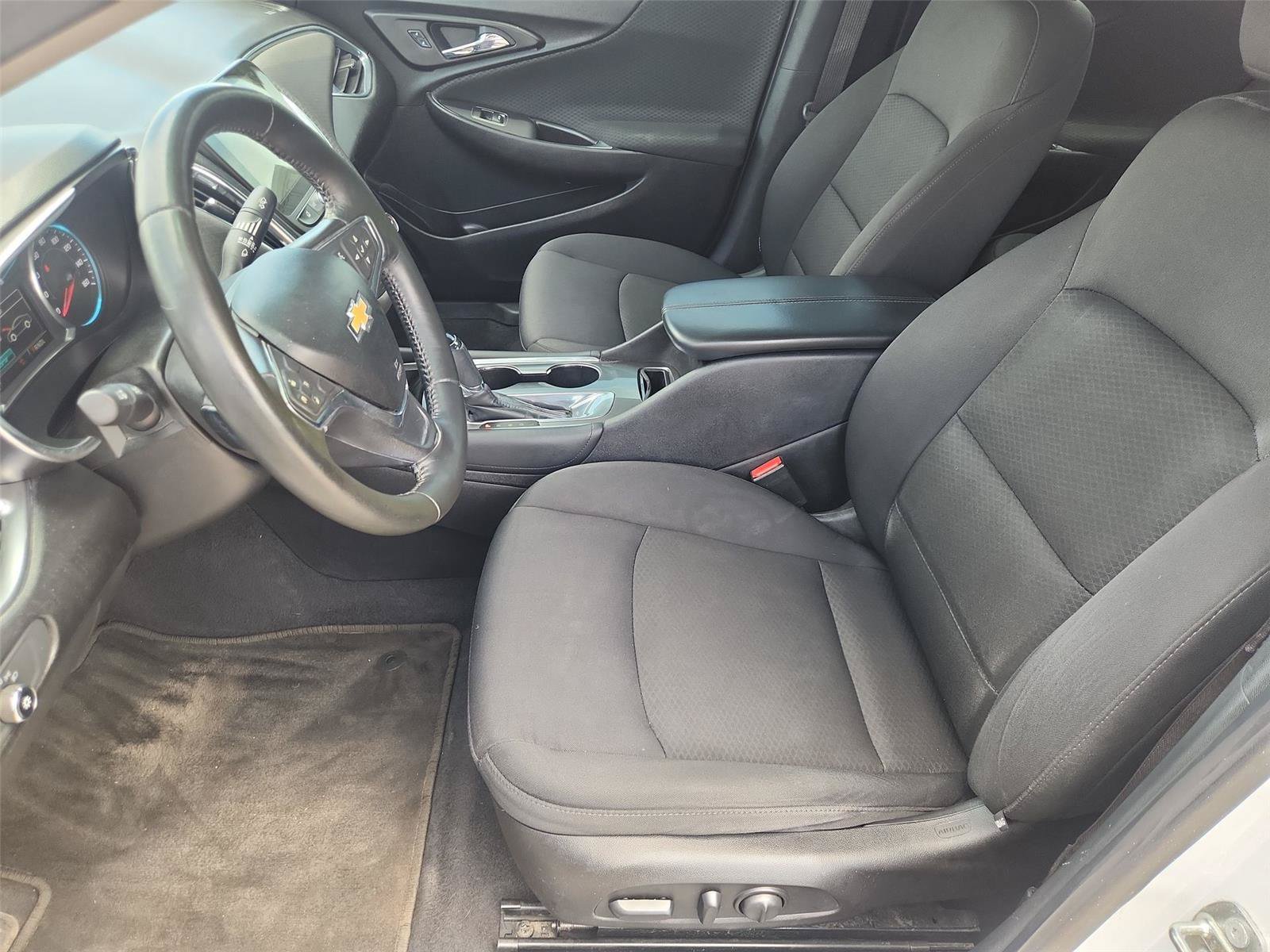 Used 2016 Chevrolet Malibu LT FWD image 19