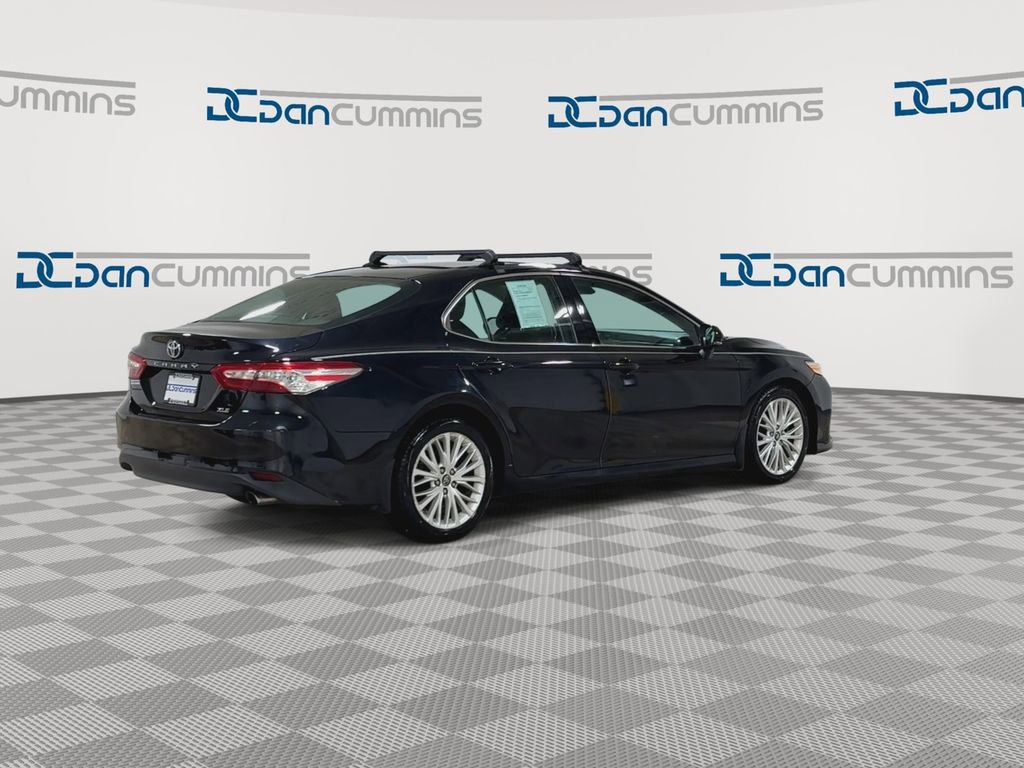 Used 2018 Toyota Camry XLE FWD image 9