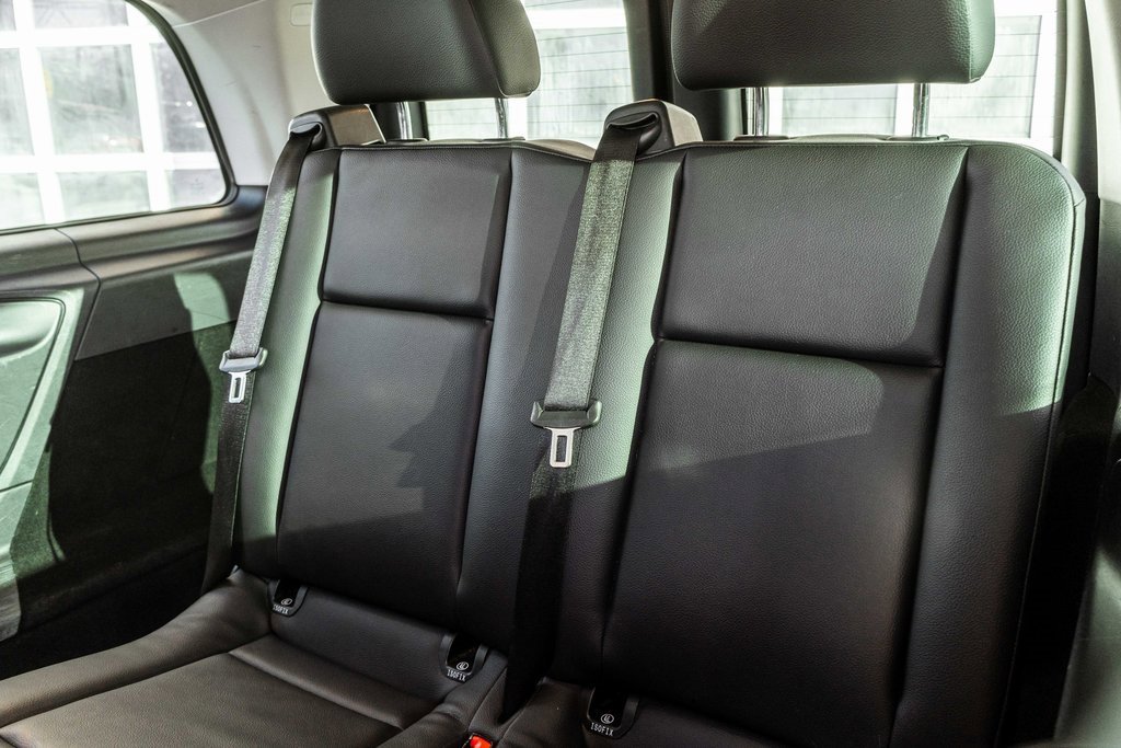 Used 2020 Mercedes-Benz Metris Passenger image 29