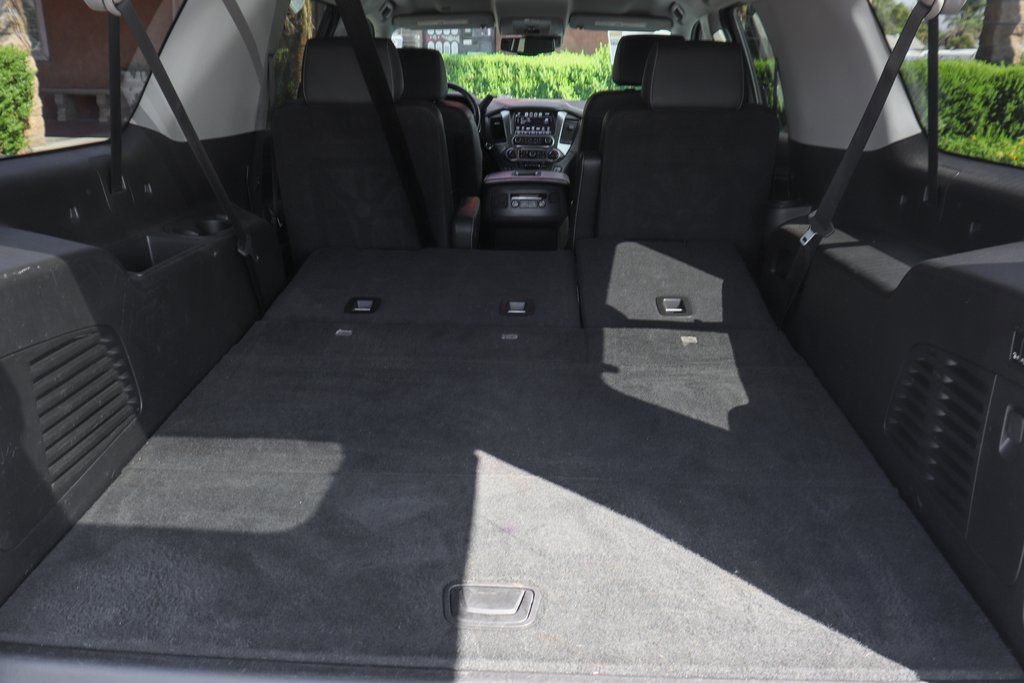 Used 2020 Chevrolet Suburban Premier RWD image 9