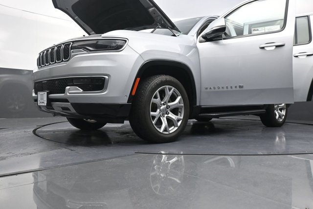 Used 2022 Jeep Wagoneer Series II AWD/4WD image 33