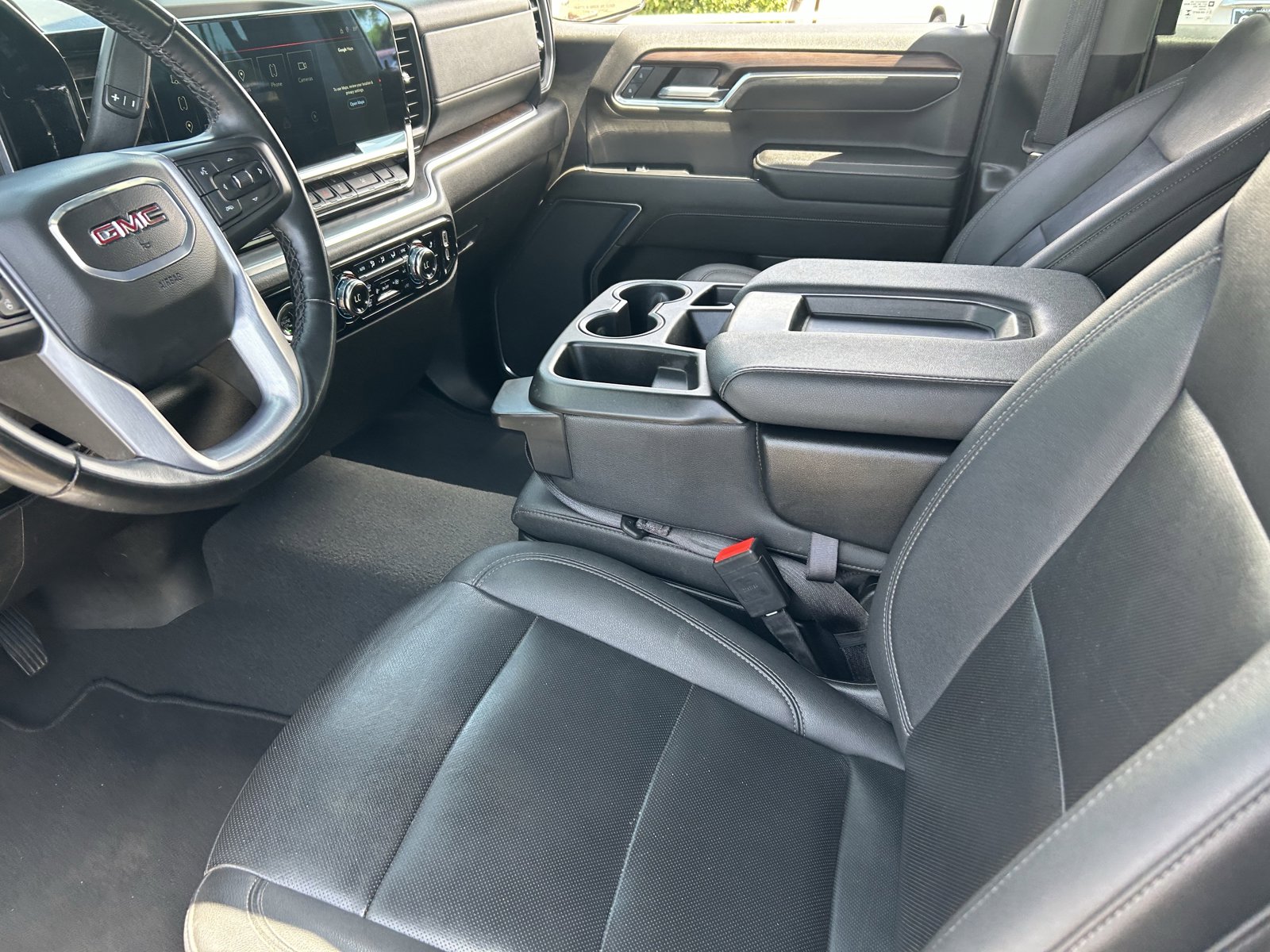 Certified 2024 GMC Sierra 1500 SLT image 24
