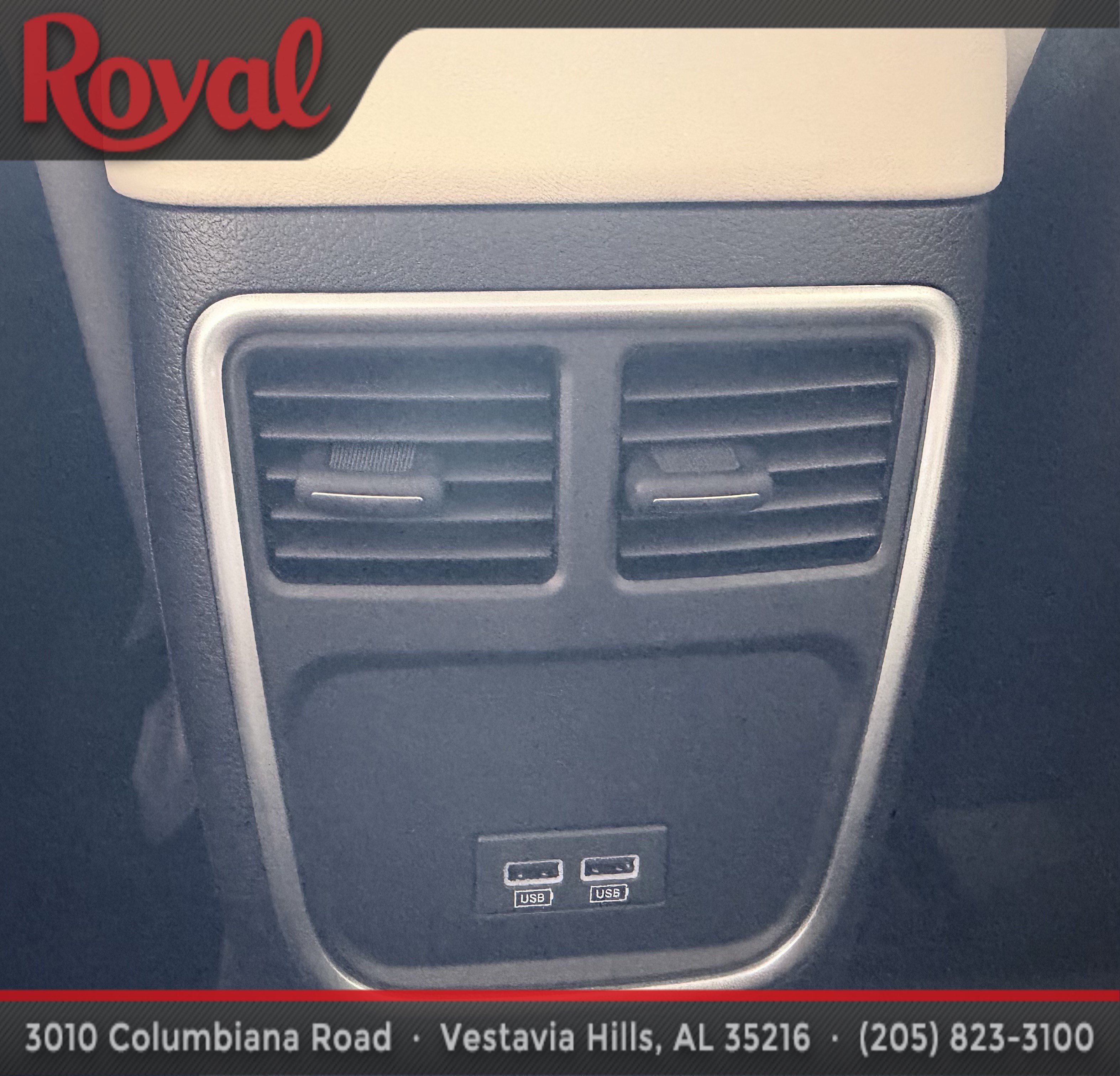 Used 2017 Chrysler 300 Limited w/ Driver Convenience Group RWD image 26