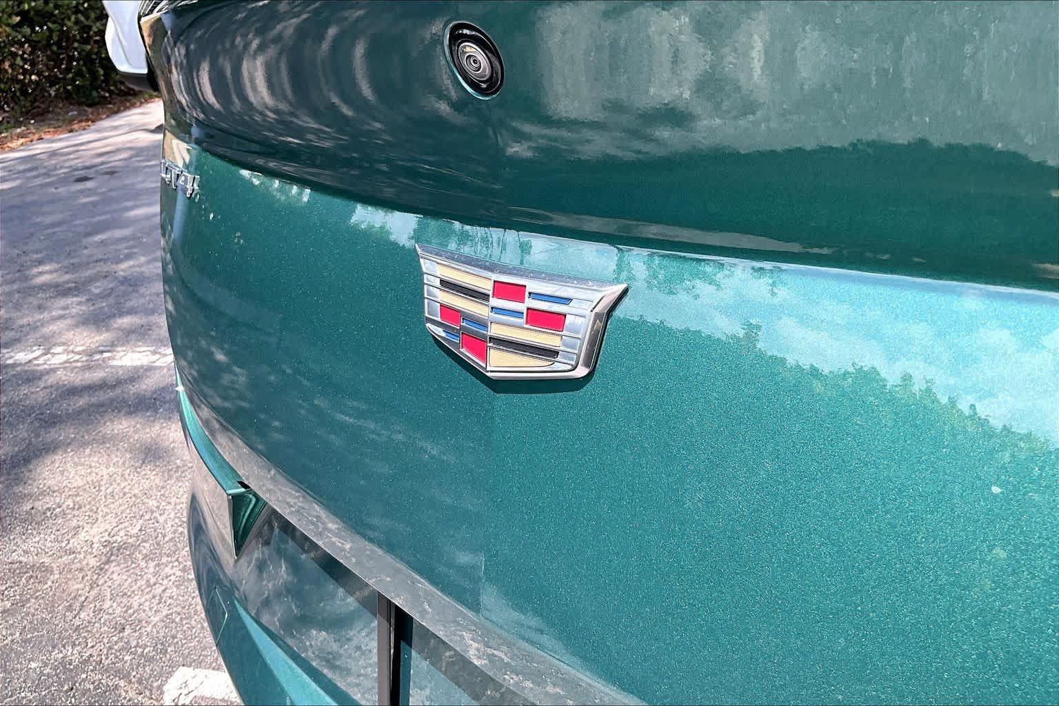 Used 2025 Cadillac CT4 V w/ Climate Package RWD image 31