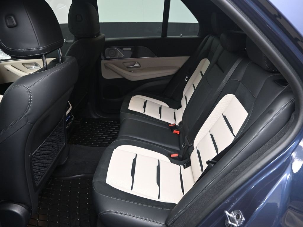 Used 2024 Mercedes-Benz GLE 53 AMG 4MATIC image 30