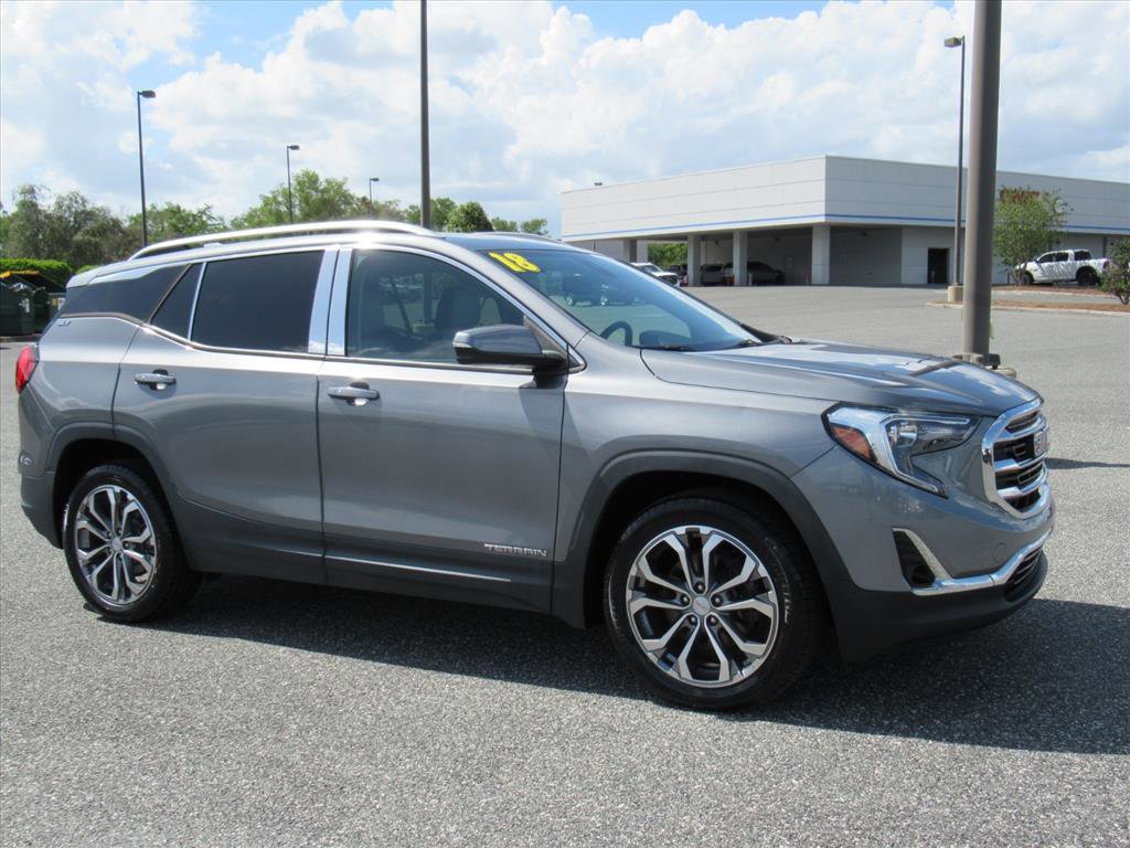 Used 2018 GMC Terrain SLT w/ Preferred Package FWD image 2