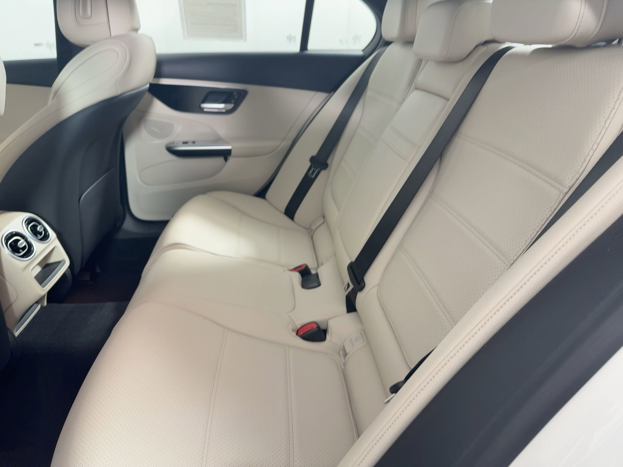 Used 2023 Mercedes-Benz C 300 C 300 image 44