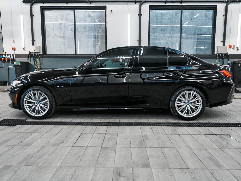 Used 2023 BMW 330e xDrive image 4